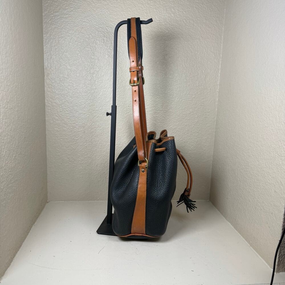 EUC Dooney Bourke vintage drawstring bucket bag with COA - Picture 6 of 8